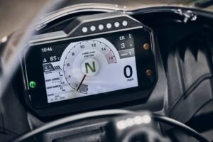 Gambar skrin Honda CBR600RR 2027