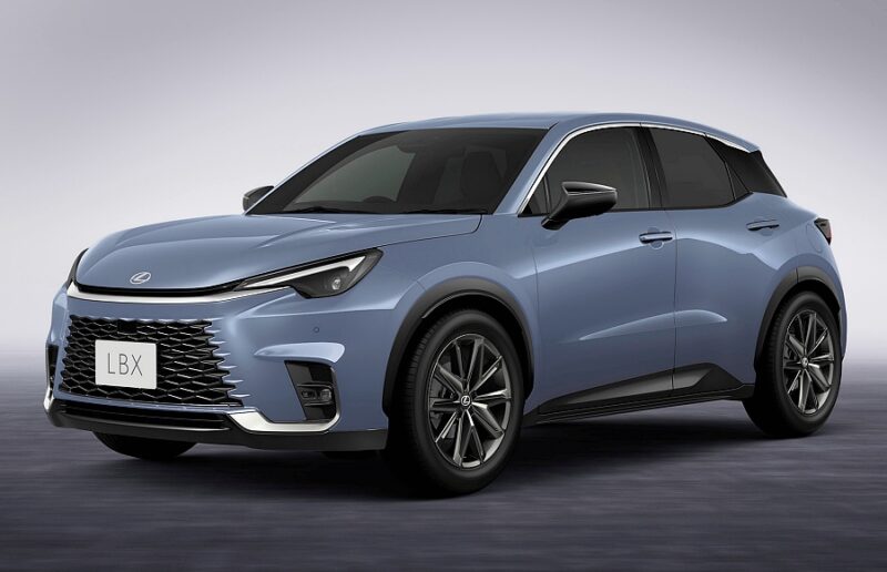 Gambar depan Lexus LBX 2027 Jepun