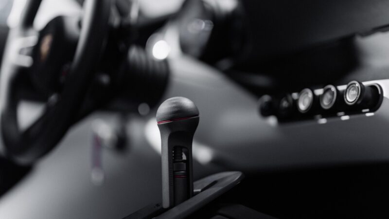 Porsche Mission S interior
