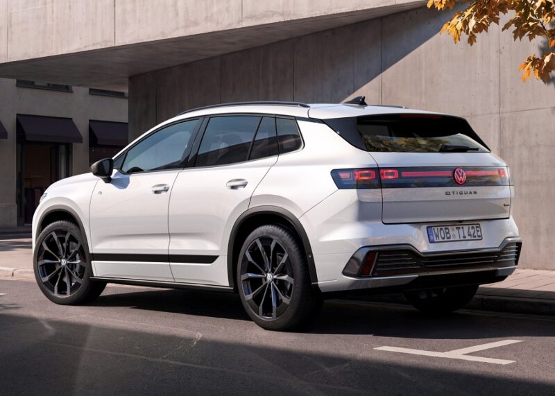 Gambar belakang Volkswagen ID. Tiguan R Line 2027